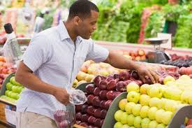 We may earn a commiss. Eating Healthy Vs Unhealthy Diet Costs About 1 50 More Per Day News Harvard T H Chan School Of Public Health