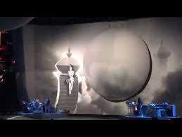 Pin On Ariana Tour Visuals Swt