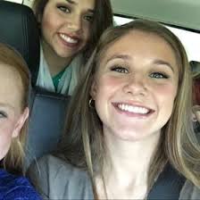 Caroline Andrews (carolineelaine6)