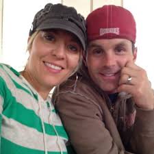 Tessie Gray's Instagram, Twitter & Facebook