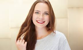 Quality, affordable women's hairstyles and men's haircuts from hairstyle ideas and product tips to the latest looks and hair trends, get the advice and information you need before heading to the salon. Cheryl Lynn At Universal Hair Studio Inc Up To 59 Off Lutz Fl Groupon