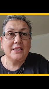 SHORTCAKE CRUMBLE, If you love shortbread and Feijoas...you are gonna GO  NUTS over this dessert.😛 A light, melt in your mouth crumble topping over  juicey feijoas...or any fruit of you choice....is ...