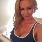 Allie Chase's Instagram, Twitter & Facebook