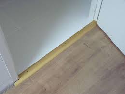 Portail, portillon, porte de garage et motorisation; 12 Baguette De Finition Parquet Barre De Seuil Parquet Design De Salle A Manger Parquet Flottant
