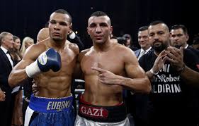 Son dakika avni yıldırım haberlerini buradan takip edebilirsiniz. Ahmet Oener Ahmet Oener Photos Chris Eubank Jr V Avni Yildirim Ali Trophy Zimbio