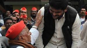 A former wrestler, the election results prove that he can still pin his opponents down. Main Mulayam Singh Yadav Motion Poster Unveiled Social News Xyz
