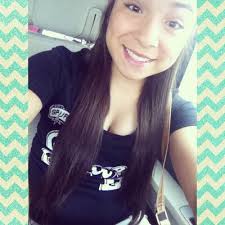 Miranda Bravo♑️ (@_mirandabravo)