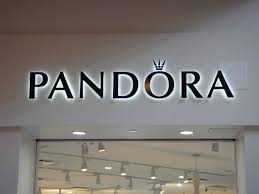 Pandora S Revamped Jewelry Store Will Make Its U S Debut At N J Mall Nj Com Shop for pandora in jewelry brands.