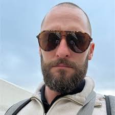 regalineosgrenadier #ineosgrenadier #builtformore #barneslyresort  #gardenandgun