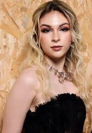 Paulina Paulina 😍🖤♥️