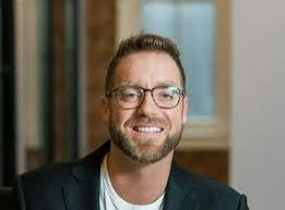 Quiana Ware's Instagram, Twitter & Facebook