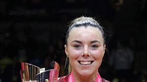 Elle Mcdonald's Instagram, Twitter & Facebook