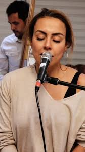 Versión Caserita de “Ya Te Olvidé” con Maía y su Grupo Musical