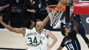Blake, 29, a father of six, grew up in evanston, ill., and moved to kenosha a few years ago to find work and to raise his family, an uncle told the chicago tribune. Protes Terhadap Penembakan Jacob Blake Nba Dan Beberapa Liga Olahraga Di As Ditunda Whiteboard Journal