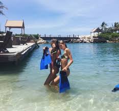 Victoria y Cristina Iglesias, las hijas de Julio Iglesias: ¿estamos ante  las nuevas Hadid españolas? | Telva.com
