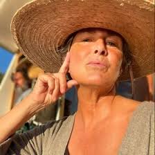 Suzanne Webster (suzweb)