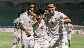 Harga murah di lapak local_sport. Prediksi Persik Kediri Vs Persebaya Surabaya Di Liga 1 Pekan Ke 14 Ahad Ini Bola Tempo Co