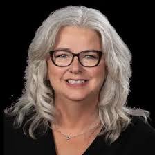 Pamela Crisp's Instagram, Twitter & Facebook