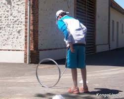 Kwaya ya watakatifu wote jimbo katoliki mtwara. Chinguerenguere Ni Mchezo Unaocheza Na Mchezaji Wa Baiskeli Na Fimbo Weka Fimbo Katikati Ya Mdomo Na Udhibiti Wa Kukimbia Bila Kuacha Mdomo