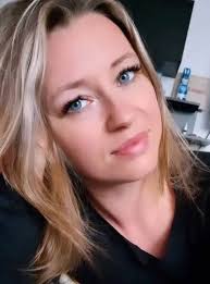 Larry) Hey Moe Where Were You I Just Knocked A Guy Cold Right Here He Was  This Side Just As Bend Over Nya Nya Nya (Moe) Now You're Right There