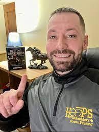 Duane Dotts's Instagram, Twitter & Facebook