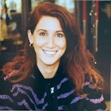 Sarah Saunders's Instagram, Twitter & Facebook