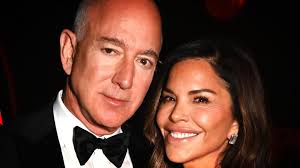What Everyone Is Saying About Lauren Sanchez & Jeff Bezos