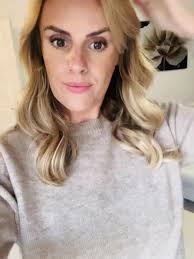 Amy Green's Instagram, Twitter & Facebook