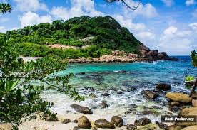 Sri lankas einziger verbliebener regenwald gehört zum unesco weltkulturerbe. Sri Lankas Nordosten Trincomalee Pigeon Island Guide