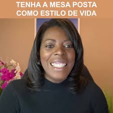 Aly Warmbrodt, palestrante do nosso 4º CONAMESA, diretamente da Suíça,  Proprietário do Ateliê MesaComPalavra, nos trará os benefícios de ter a  Mesa Posta como um Estilo de Vida. Não percam!!!, Ainda ...