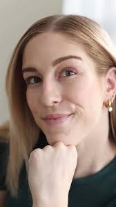 Glenda Layne's Instagram, Twitter & Facebook