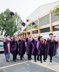 Sebagaimana sistem pendidikan langsung atau konvensional, sistem pendidikan jarak jauh juga membutuhkan sarana prasarana penunjang pendidikan, agar tujuan umum pendidikan bisa diwujukan sesuai dengan jenjang pendidikannya. Pendidikan Jarak Jauh Pjj Usm