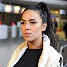 Die in der schweiz geborene miras wuchs durch ihre spanischen wurzeln bilingual mit einem bruder und einer schwester auf. Elena Miras Sie Bestatigt Ihre Neue Liebe Mit Schweizer Rapper Gala De