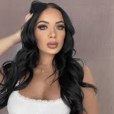 Merry Christmas from Sweden to our family back home and to all our friends  who celebrate today 🎄⛄️❤️🎅🏼🧑🏼‍🎄✨❄️❤️