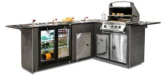 let's eat out: outdoor kitchens daily