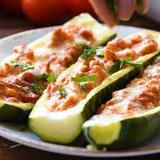 Chicken Parmesan Zucchini Boats The Wholesome Dish Recipe In 2020 Lean And Green Meals Recipes Diet Recipes