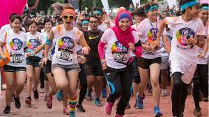 Originating from the united states in 2012, the color run is dubbed the happiest 5k run on the planet, where runners run through a series of colour zones before finishing the race at a grand party. The Cimb Color Run Excites 13 000 Runners In Kuala Lumpur
