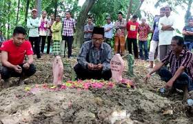 Rena kdi haruskah berakhir monata live in tlogoayu gabus pati. Srikaton Kayen Pati Warga Srikaton Geruduk Kejari Pati Berita10 Com Village In Pati Central Java Province Indonesia