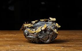 Daniel Brush Cuffs and Necks Exhibition