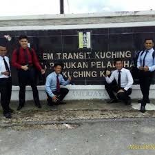 Gaji, elaun dan kemudahan sebagai pegawai. Pegawai Kadet Graduan