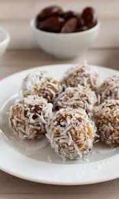Coconut Date Balls Are Easy No Bake Cookies Made With Crispy Rice Cereal Chewy Dates And Date Ball Recipes With Rice Krispies Date Balls Easy No Bake Cookies