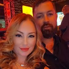 Where to buy good steaks and seafood for home grilling in Benton, Arkansas?