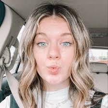 Emma Vaughn (emmavaug9)