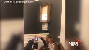 If that's the case, how did the. Banksy Painting Self Destructs Moments After Selling For 1 4 Million At Auction National Globalnews Ca