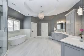 An incredible collection of 33 spectacular white primary bathrooms here. Rob Michelle S Master Bathroom Remodel Pictures Luxury Home Remodeling Sebring Design Build