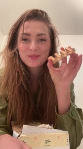 Your soap is only as good as your soap dish 🧼🌞 @Sunniemade #soap  #sustainablebeauty #soapdish #soapbar #sustainableliving