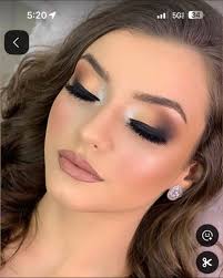 Makeup artist recommendations for family photoshoot in Cochrane, Alberta?