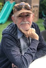 Lisa Mitchener's Instagram, Twitter & Facebook