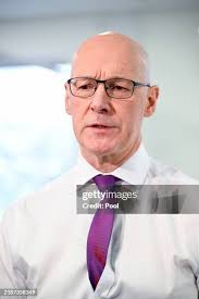 27 Photos & High Res Pictures