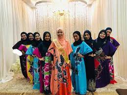 So enjoy ♾ s o c i. Malam Berinai Berbaju Kelawar By Saa Batik Baju Kelawar Facebook